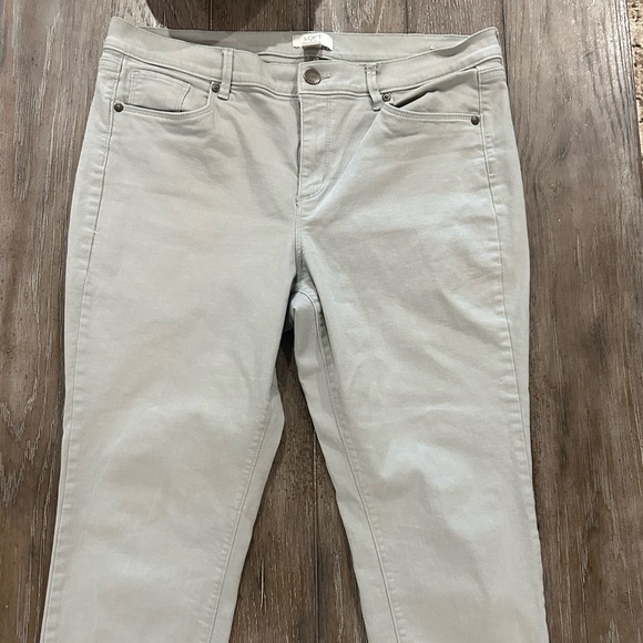 LOFT Sage Skinny Crop Petite Jeans - Picture 2 of 11